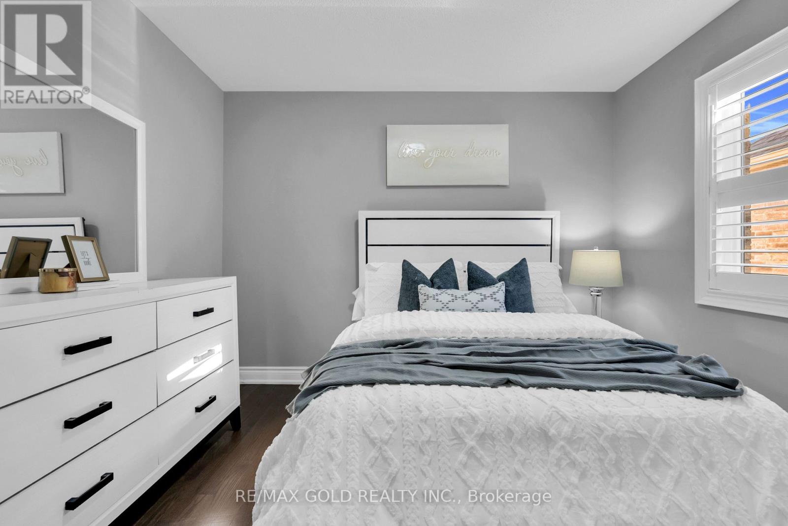 7 Vetch Street, Brampton, Ontario  L6Y 0E3 - Photo 36 - W14102372