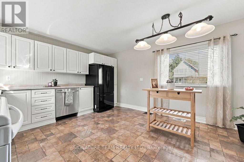 594 Hamilton Street W, Laurentian Valley, Ontario  K8A 6P1 - Photo 31 - X14101156