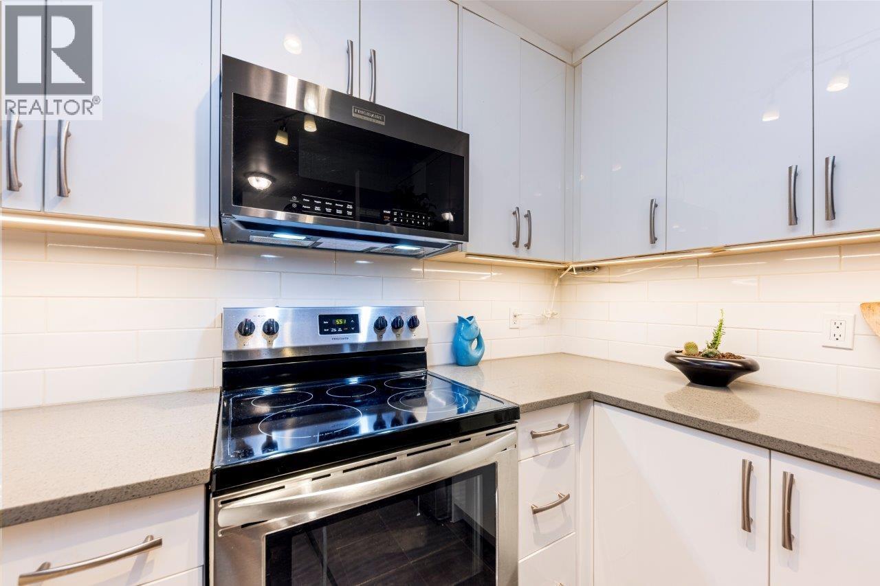 104 5281 Oakmount Crescent, Burnaby, British Columbia  V5H 4S7 - Photo 12 - R3164635