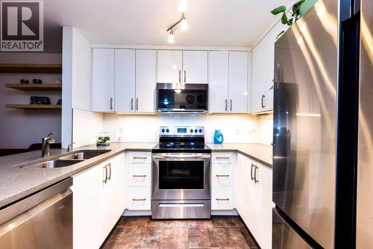 104 5281 Oakmount Crescent, Burnaby, British Columbia  V5H 4S7 - Photo 11 - R3164635