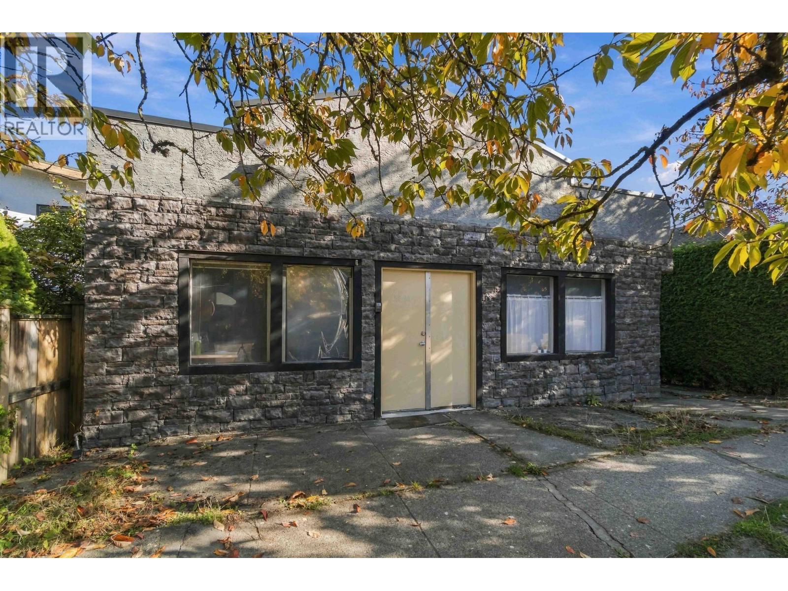 3628 DUNBAR STREET, Vancouver, British Columbia