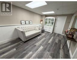 UPPER - 465A ST PATRICK STREET W, Centre Wellington, Ontario