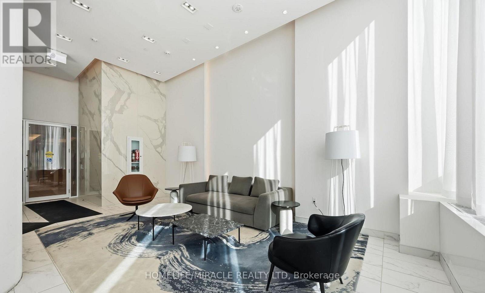 2421 - 230 Simcoe Street, Toronto, Ontario  M5T 0G7 - Photo 3 - C14099322