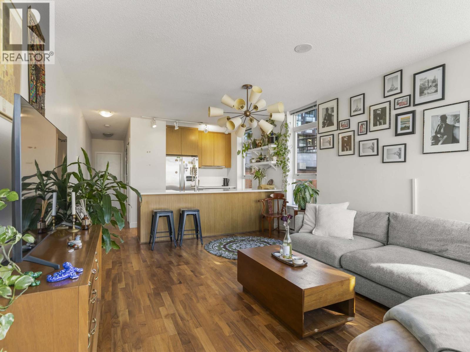 352 250 E 6th Avenue, Vancouver, British Columbia  V5T 0B7 - Photo 4 - R3177352