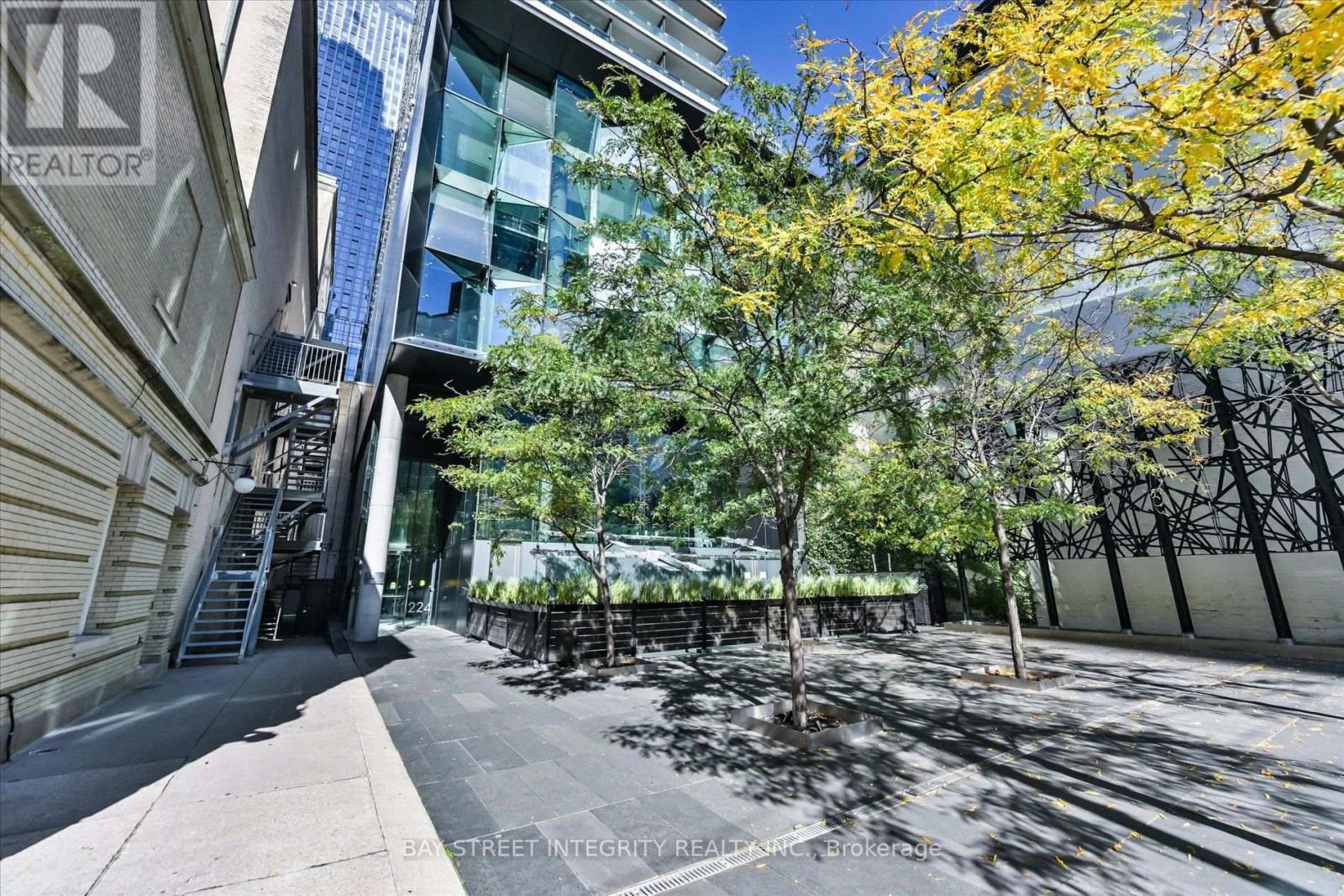 1403 - 224 King Street W, Toronto, Ontario  M5H 0A6 - Photo 3 - C14102728
