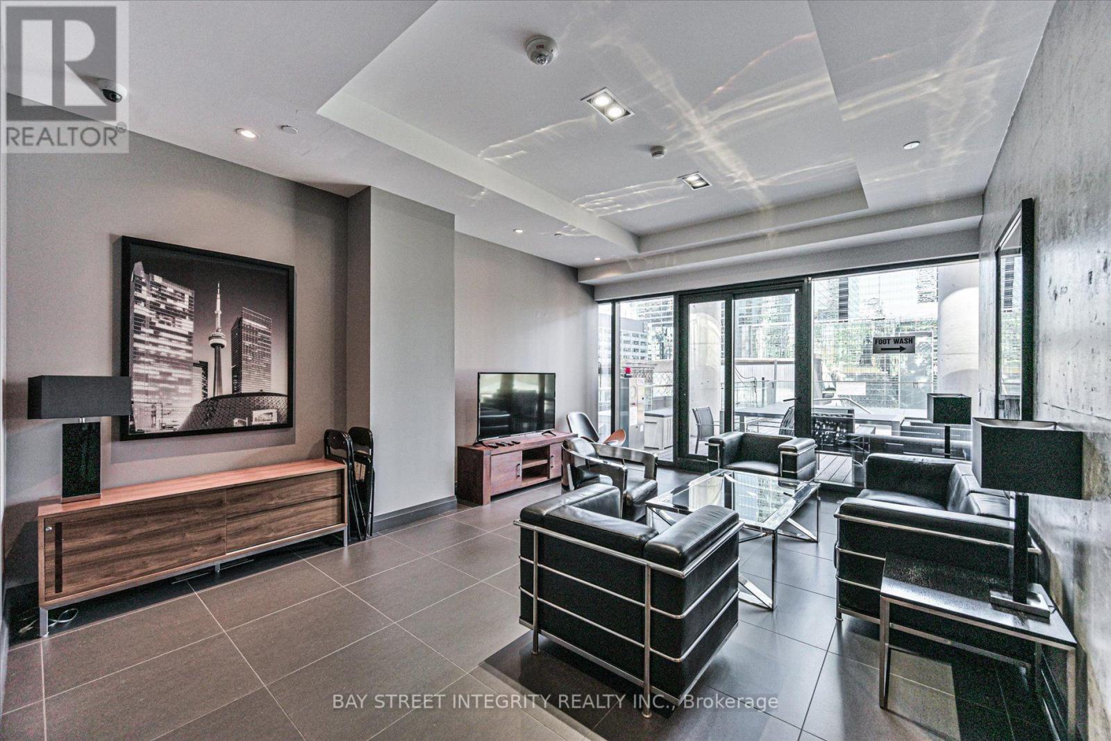 1403 - 224 King Street W, Toronto, Ontario  M5H 0A6 - Photo 34 - C14102728