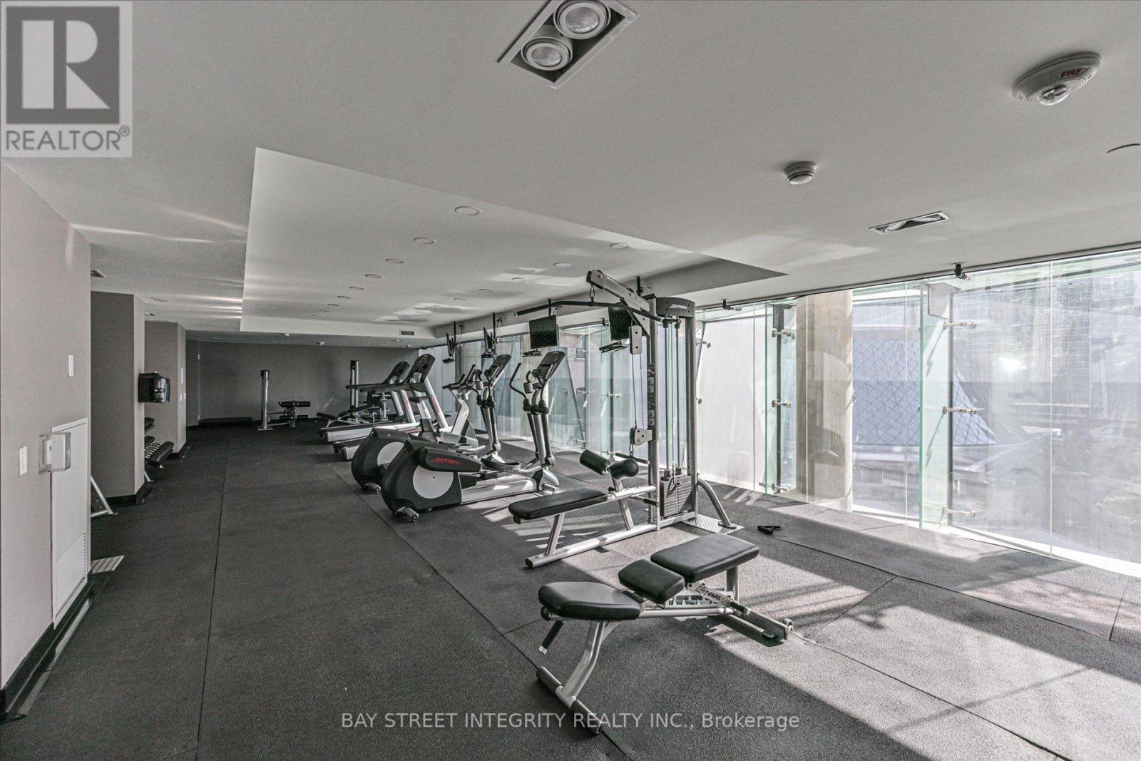 1403 - 224 King Street W, Toronto, Ontario  M5H 0A6 - Photo 35 - C14102728