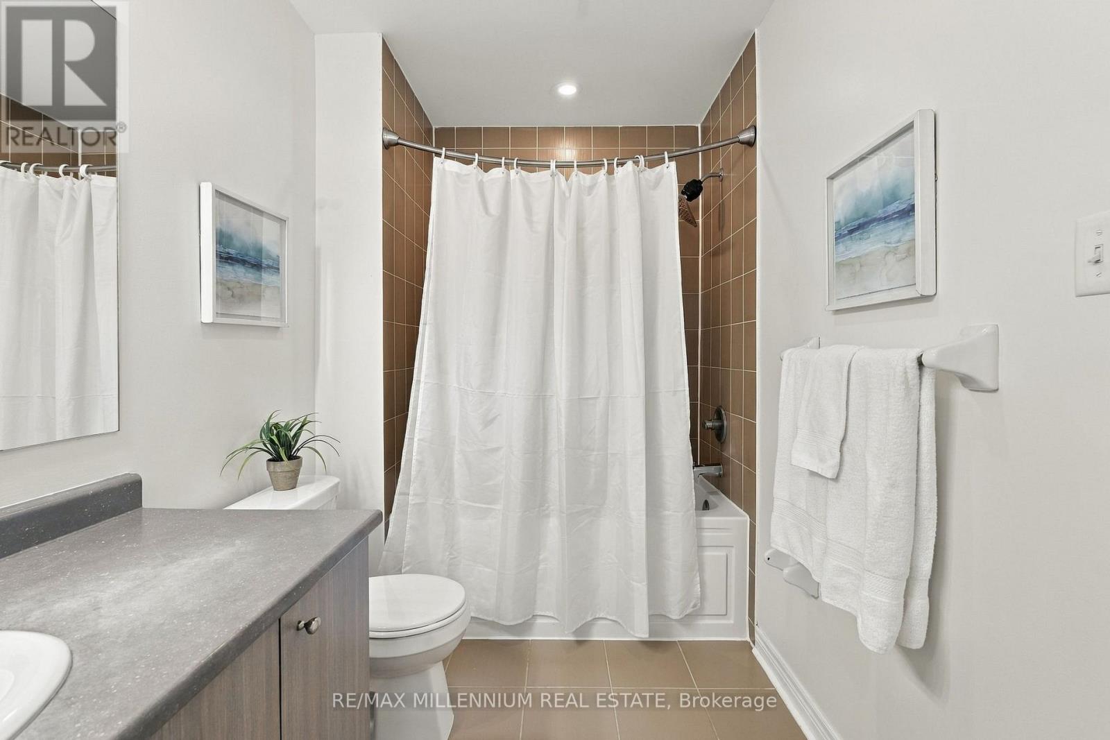 2557 Canadian Street, Pickering, Ontario  L1X 0C7 - Photo 23 - E14102690