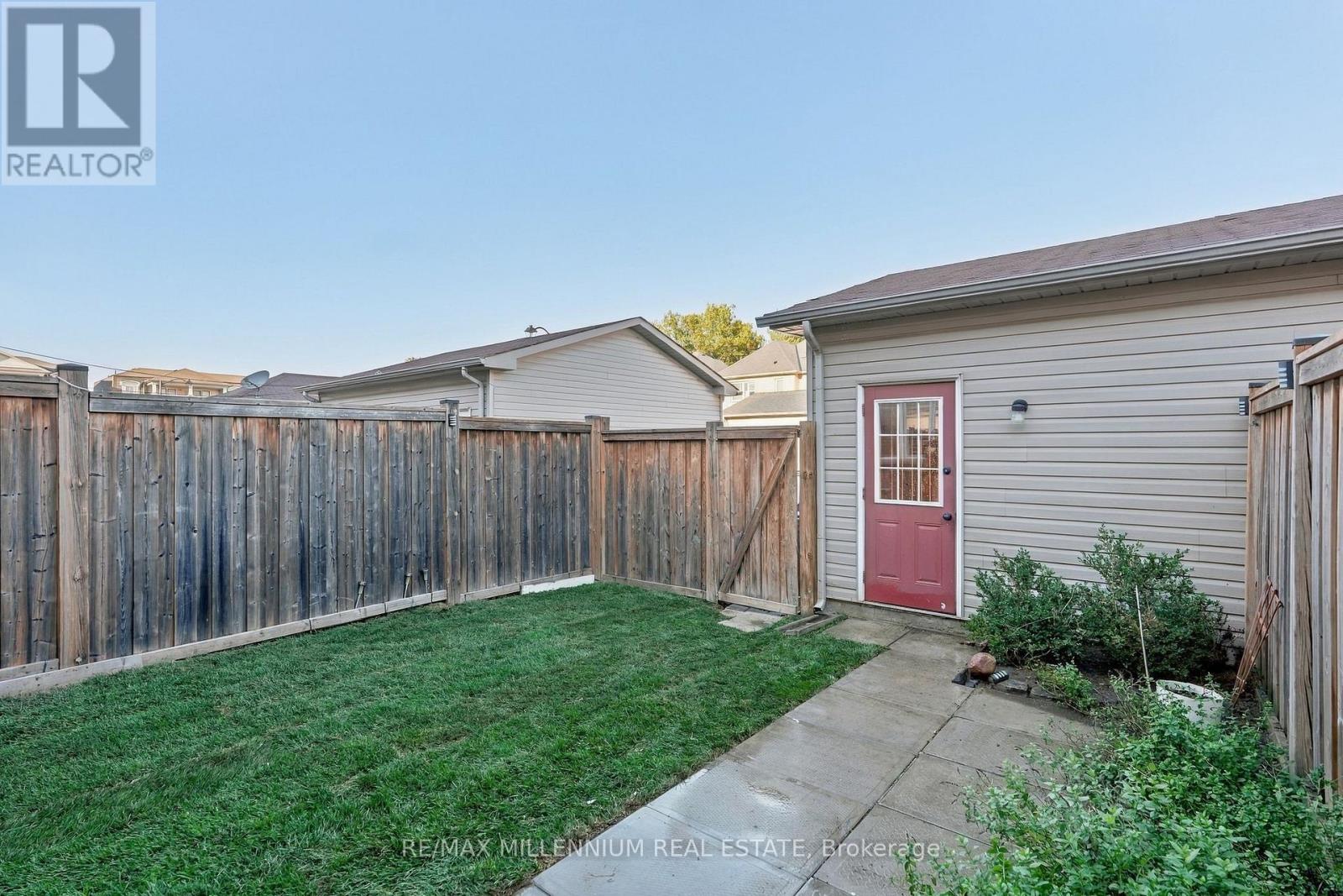 2557 Canadian Street, Pickering, Ontario  L1X 0C7 - Photo 41 - E14102690