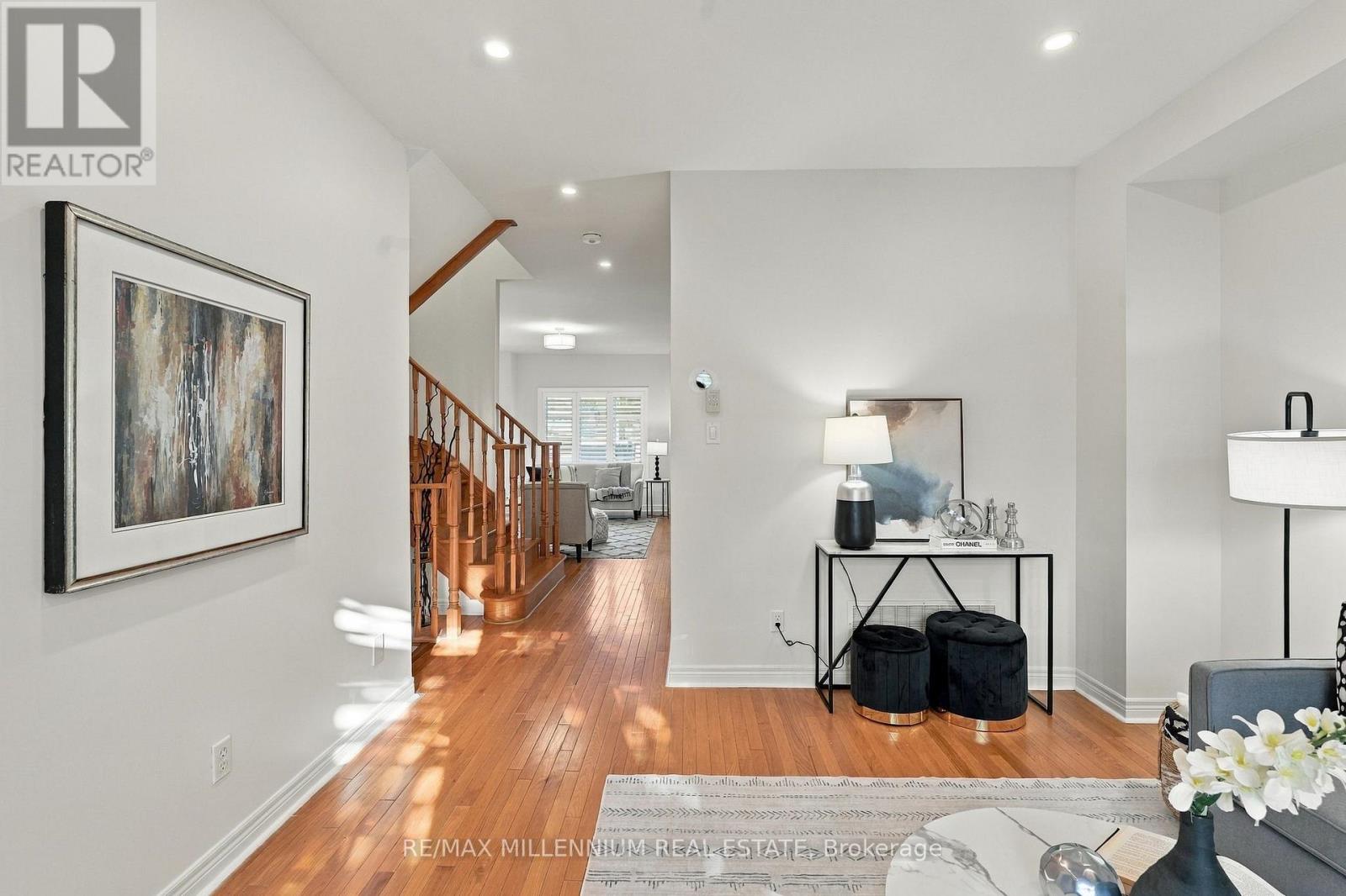 2557 Canadian Street, Pickering, Ontario  L1X 0C7 - Photo 6 - E14102690