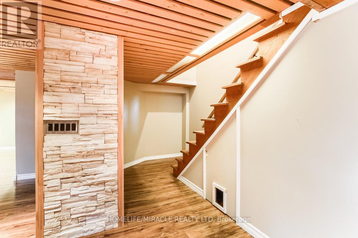 520 Gillmoss Road, Pickering, Ontario  L1W 3J4 - Photo 27 - E14102766