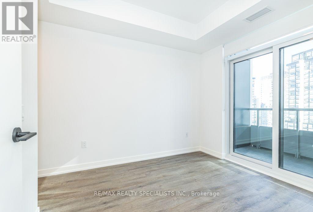 2407 - 21 Meadowdale Road, Vaughan (Vaughan Corporate Centre), Ontario  L4K 0H6 - Photo 16 - N14102776
