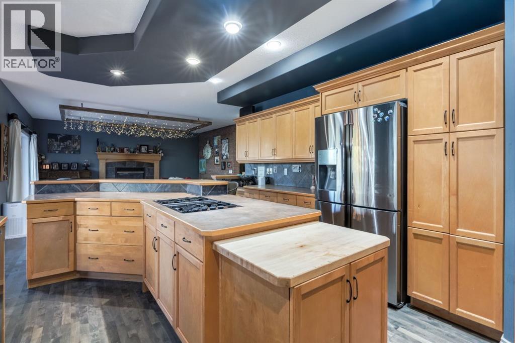48 Valley Crest Gardens NW, Calgary, Alberta  T3B 5W8 - Photo 10 - A2352451