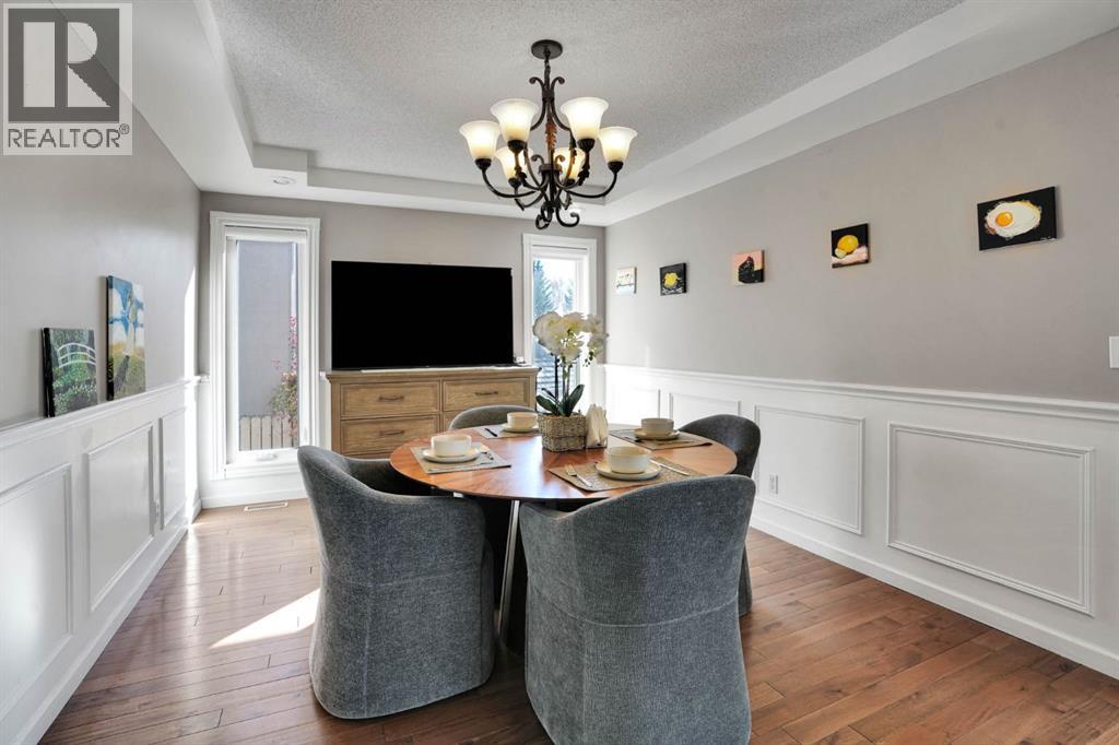 331 Wood Valley Bay SW, Calgary, Alberta  T2W 5Y6 - Photo 14 - A2353156