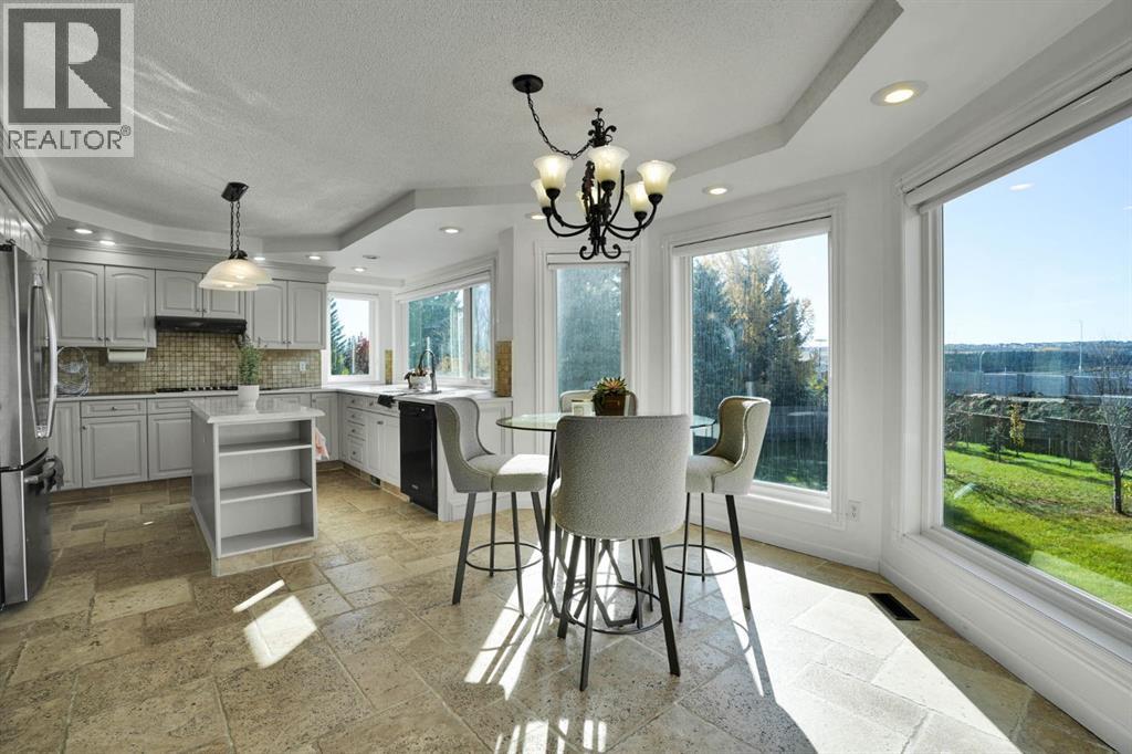 331 Wood Valley Bay SW, Calgary, Alberta  T2W 5Y6 - Photo 16 - A2353156