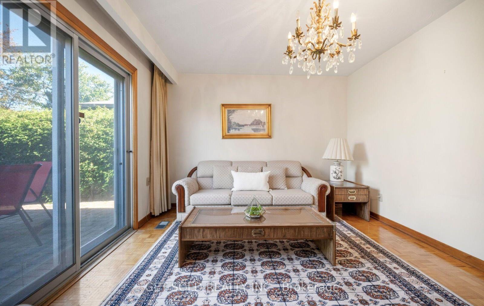6 Marcel Road, Toronto, Ontario  M9W 1Y3 - Photo 29 - W14102648