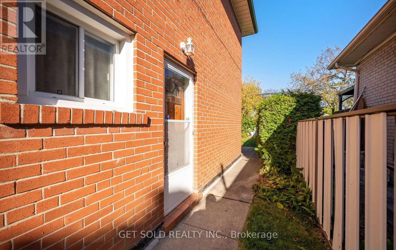 6 Marcel Road, Toronto, Ontario  M9W 1Y3 - Photo 46 - W14102648