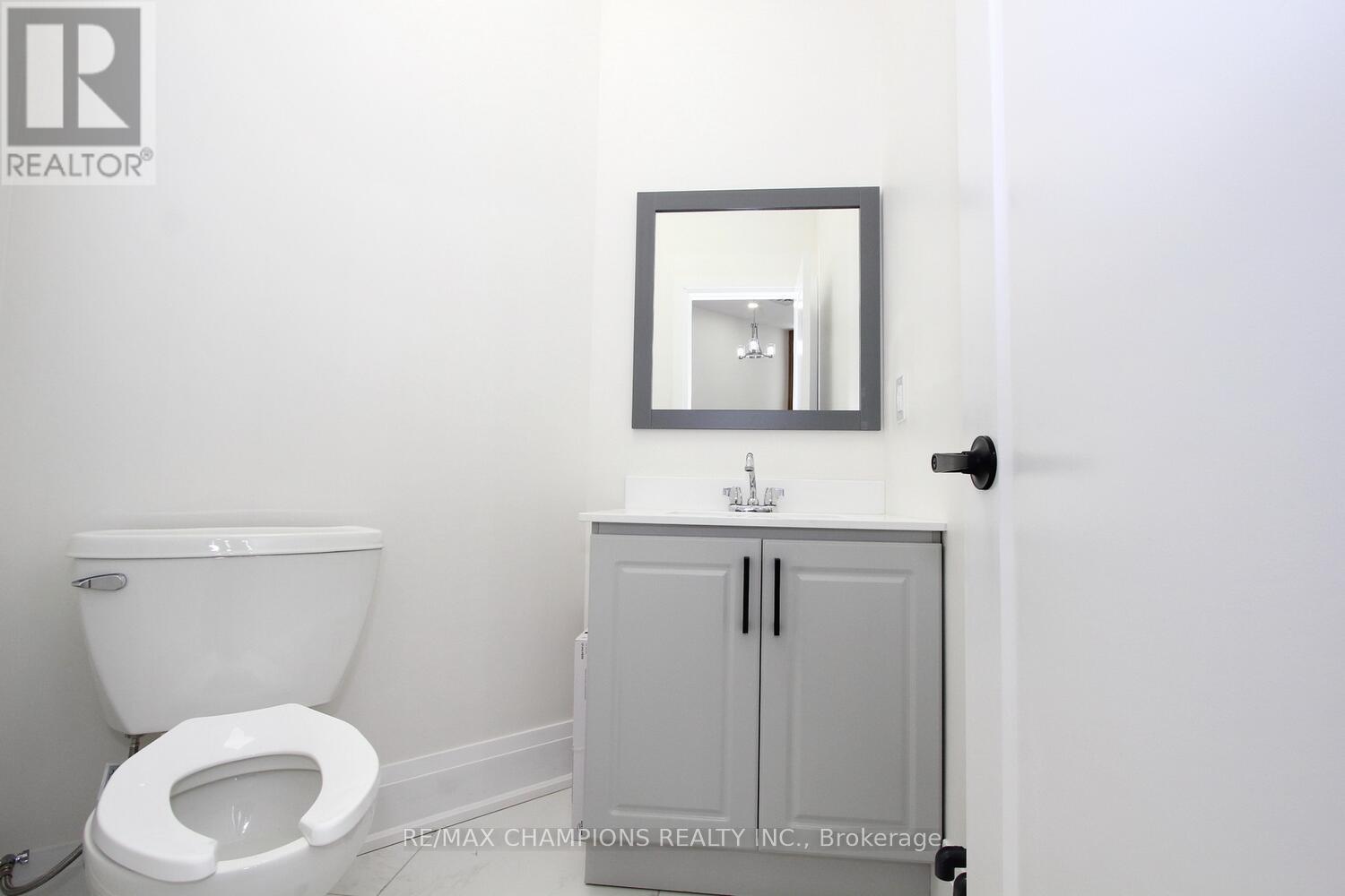 205 - 6475 Mayfield Road, Brampton (Vales Of Castlemore North), Ontario  L6P 4N2 - Photo 8 - W14102680