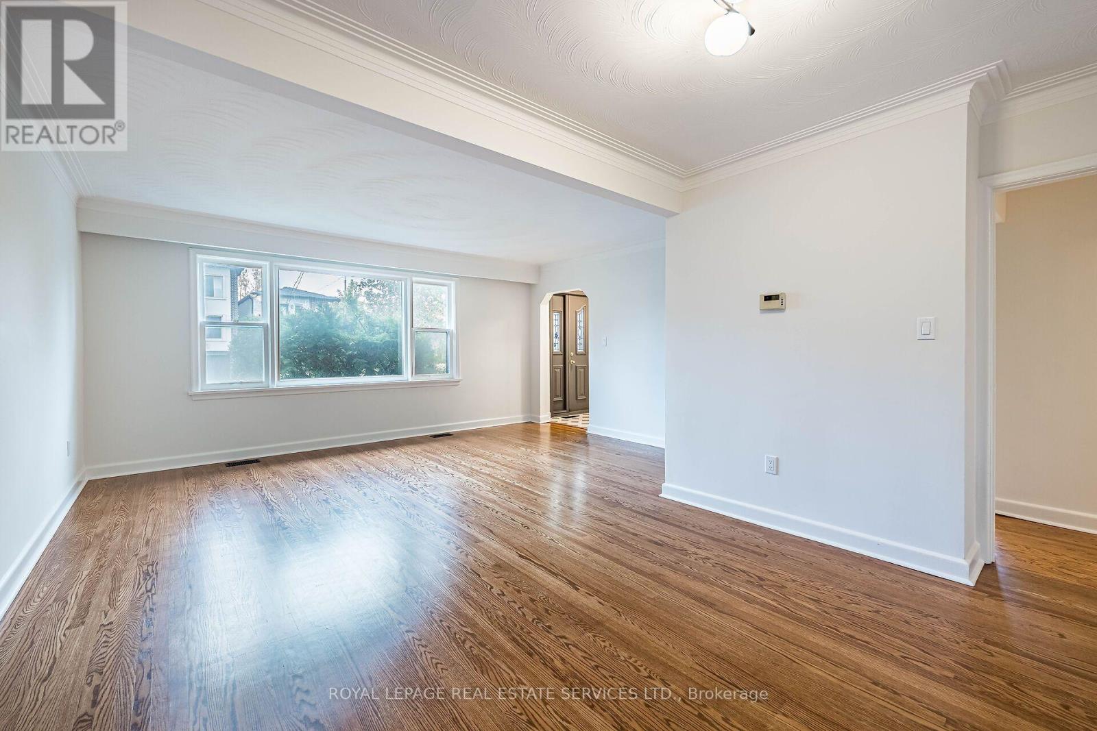 454 Rimilton Avenue, Toronto, Ontario  M8W 2G8 - Photo 14 - W14102734