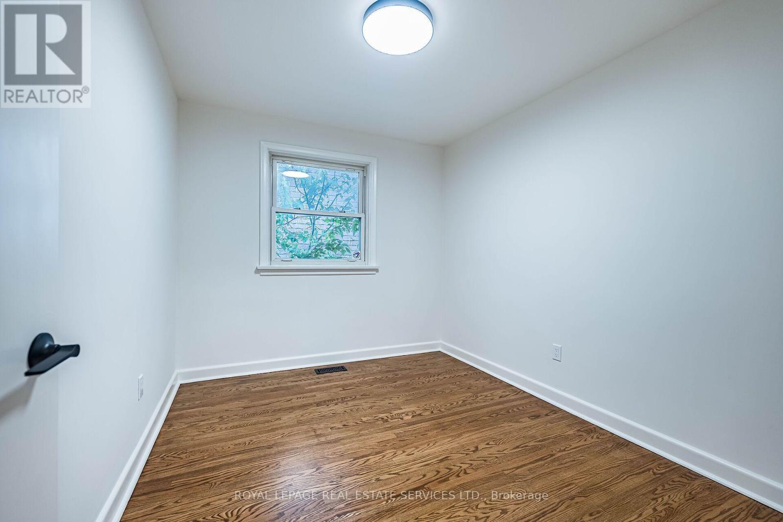 454 Rimilton Avenue, Toronto, Ontario  M8W 2G8 - Photo 27 - W14102734