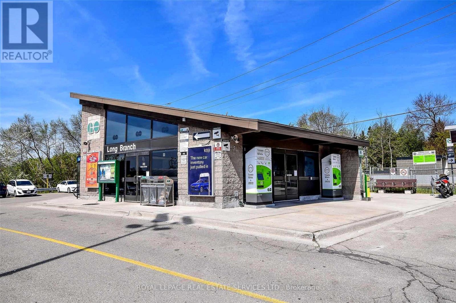 454 Rimilton Avenue, Toronto, Ontario  M8W 2G8 - Photo 48 - W14102734