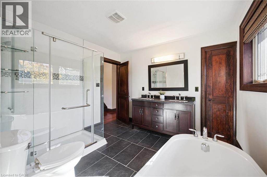 11 Maple Hill Drive, Kitchener, Ontario  N2M 2R7 - Photo 18 - 40870867