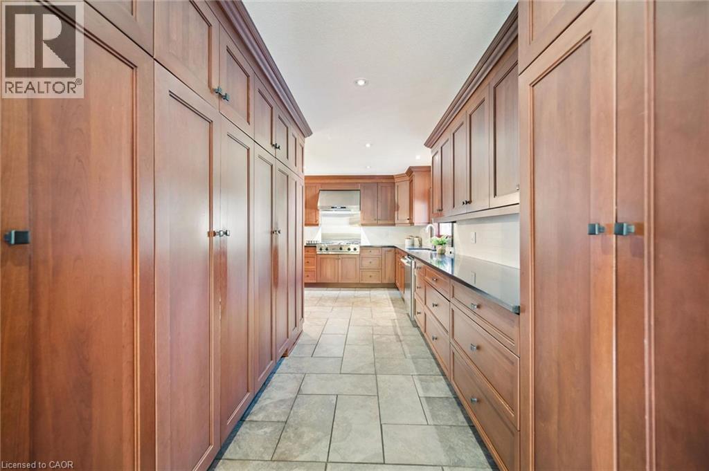 11 Maple Hill Drive, Kitchener, Ontario  N2M 2R7 - Photo 8 - 40870867