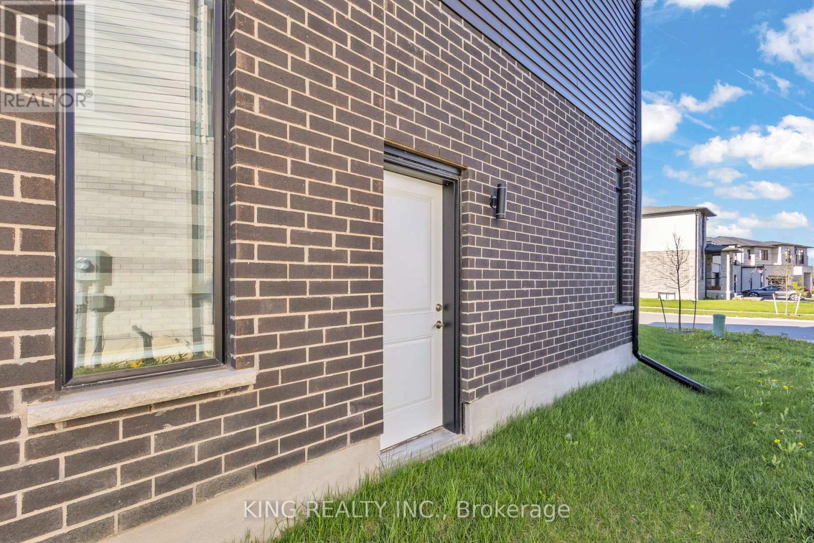1464 Medway Park Drive, London North (North S), Ontario  N6G 0Z6 - Photo 4 - X14102724