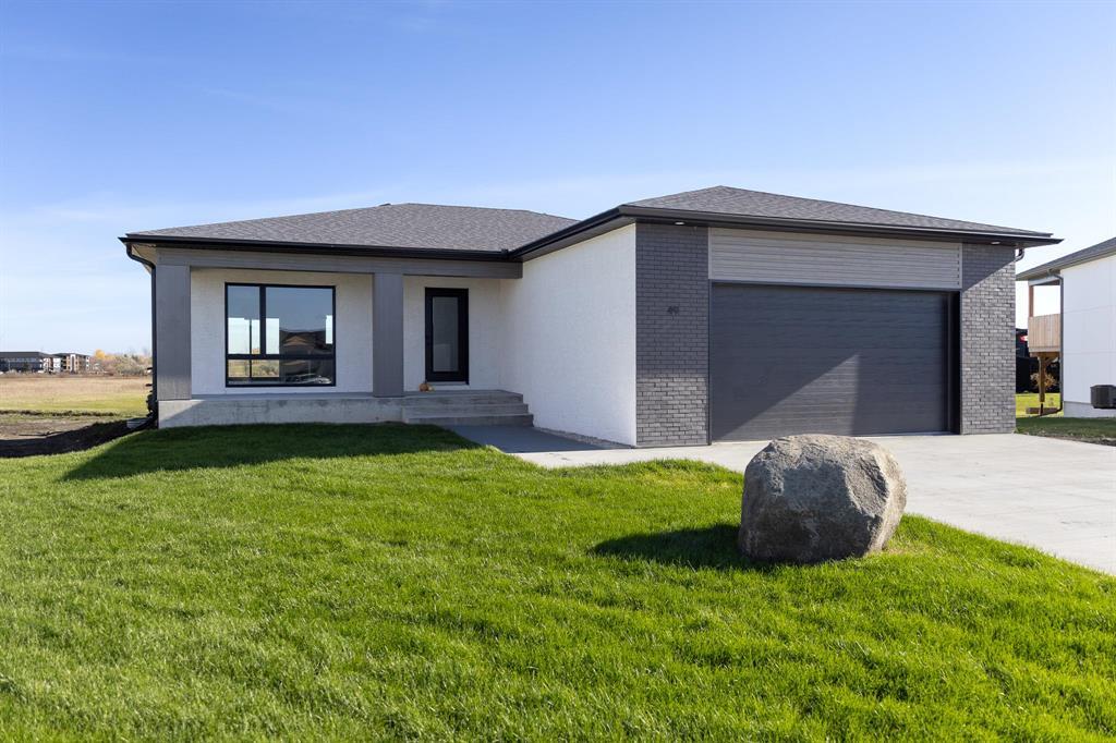 49 Caribou Bay, Steinbach, Manitoba  R5G 2Y1 - Photo 0 - 202626207