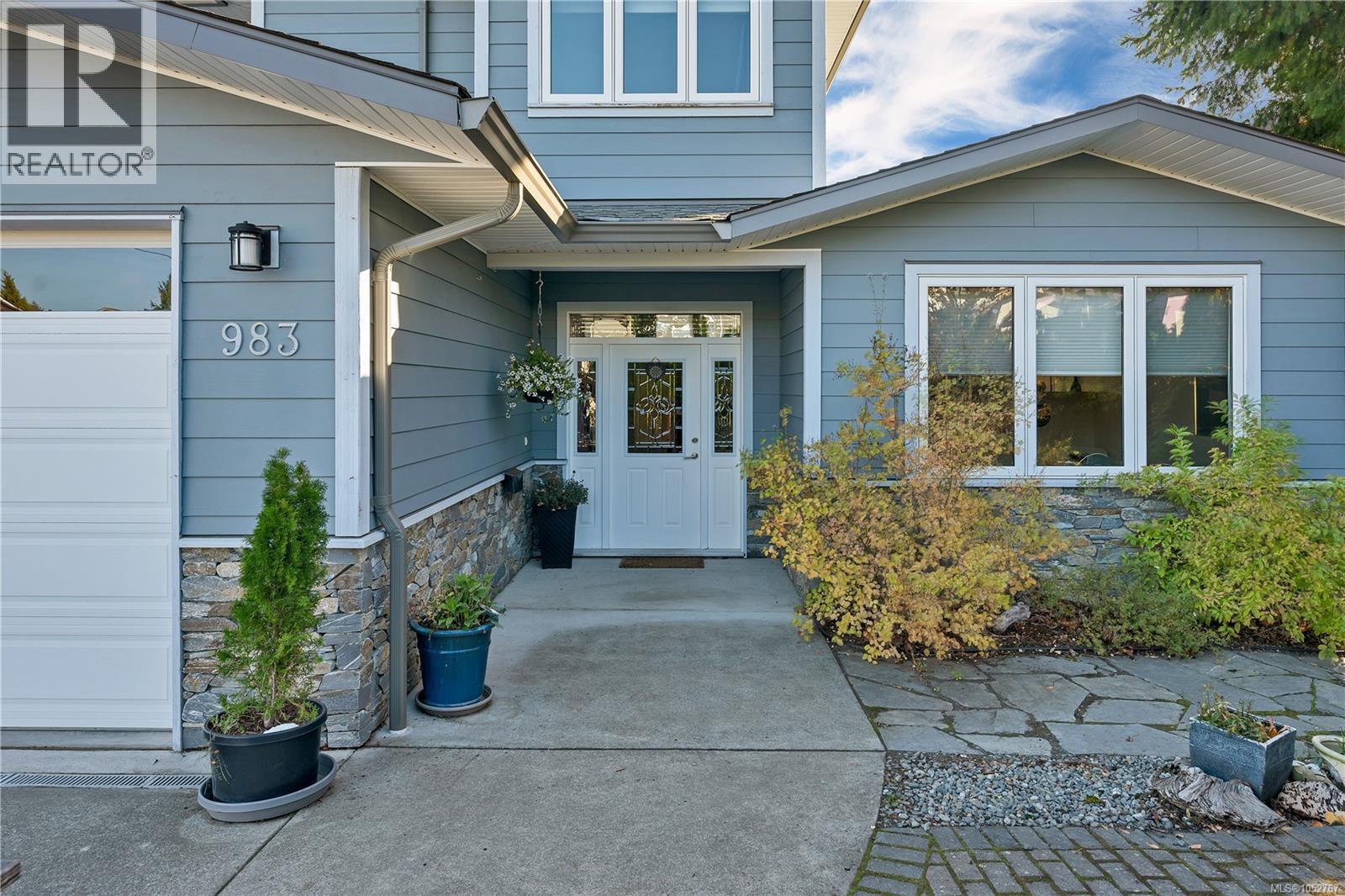 983 Alder St S, Campbell River, British Columbia  V9W 1Z6 - Photo 1 - 1052767