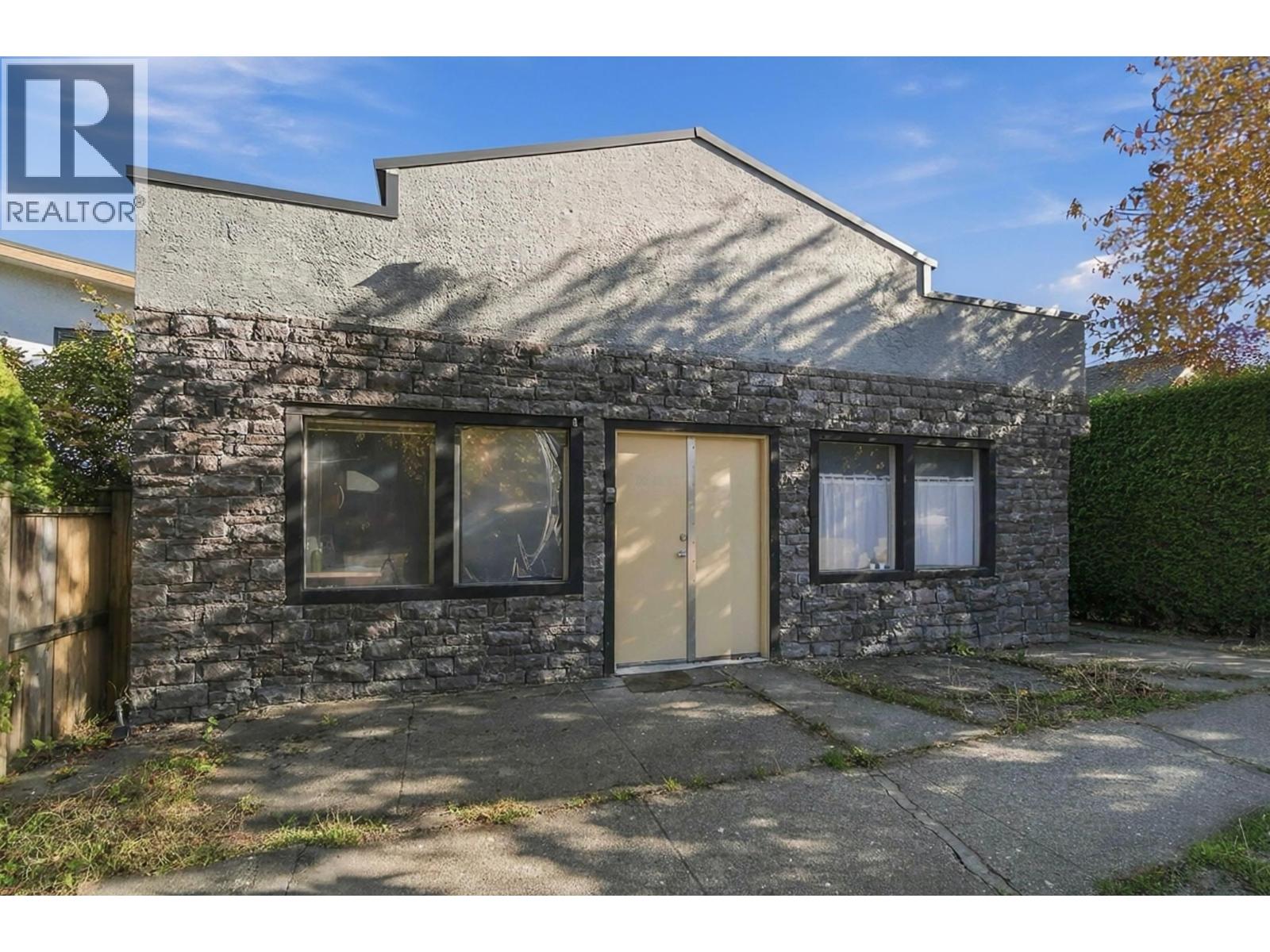 3628 DUNBAR STREET, Vancouver, British Columbia