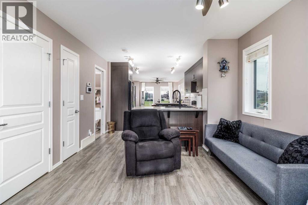 901, 339 Viscount Drive, Red Deer, Alberta  T4R 0S2 - Photo 12 - A2353223