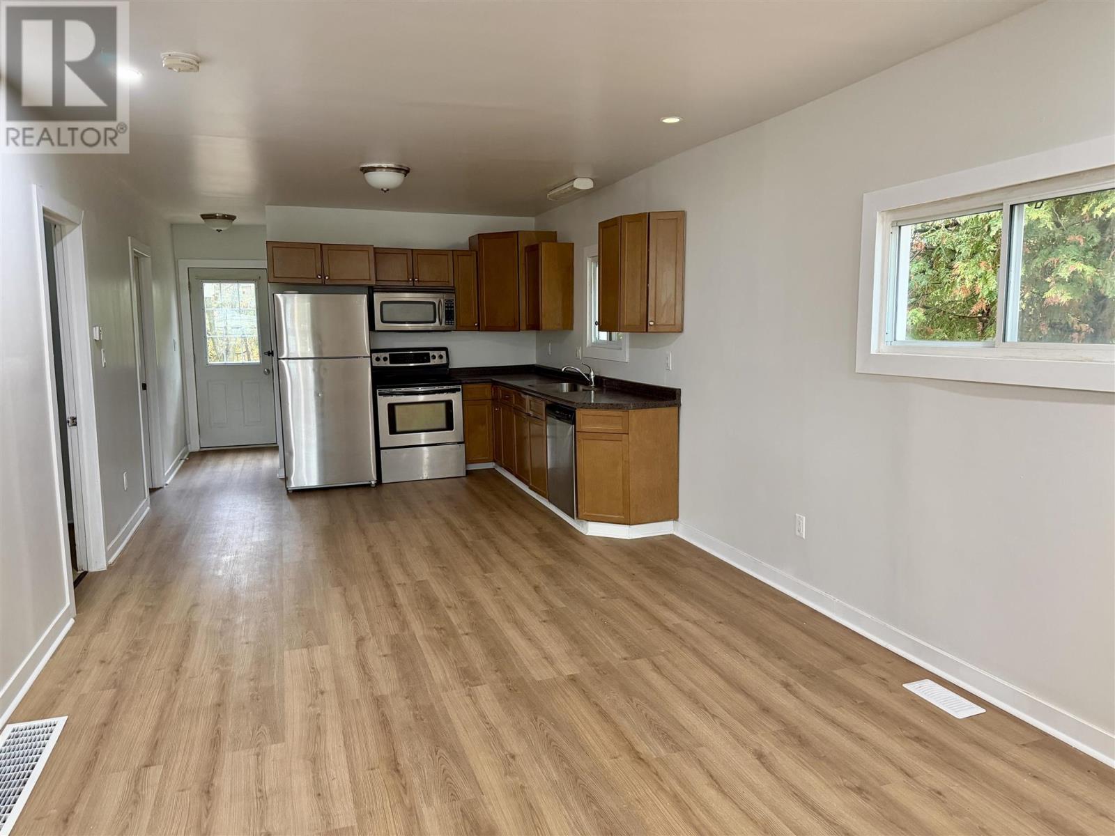529 Northland Rd, Sault Ste. Marie, Ontario  P6C 3P1 - Photo 8 - SM262861