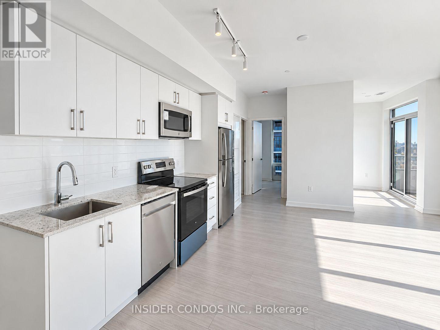1808 - 4010 Eglinton Avenue W, Toronto, Ontario  M9A 4M2 - Photo 4 - W14088502