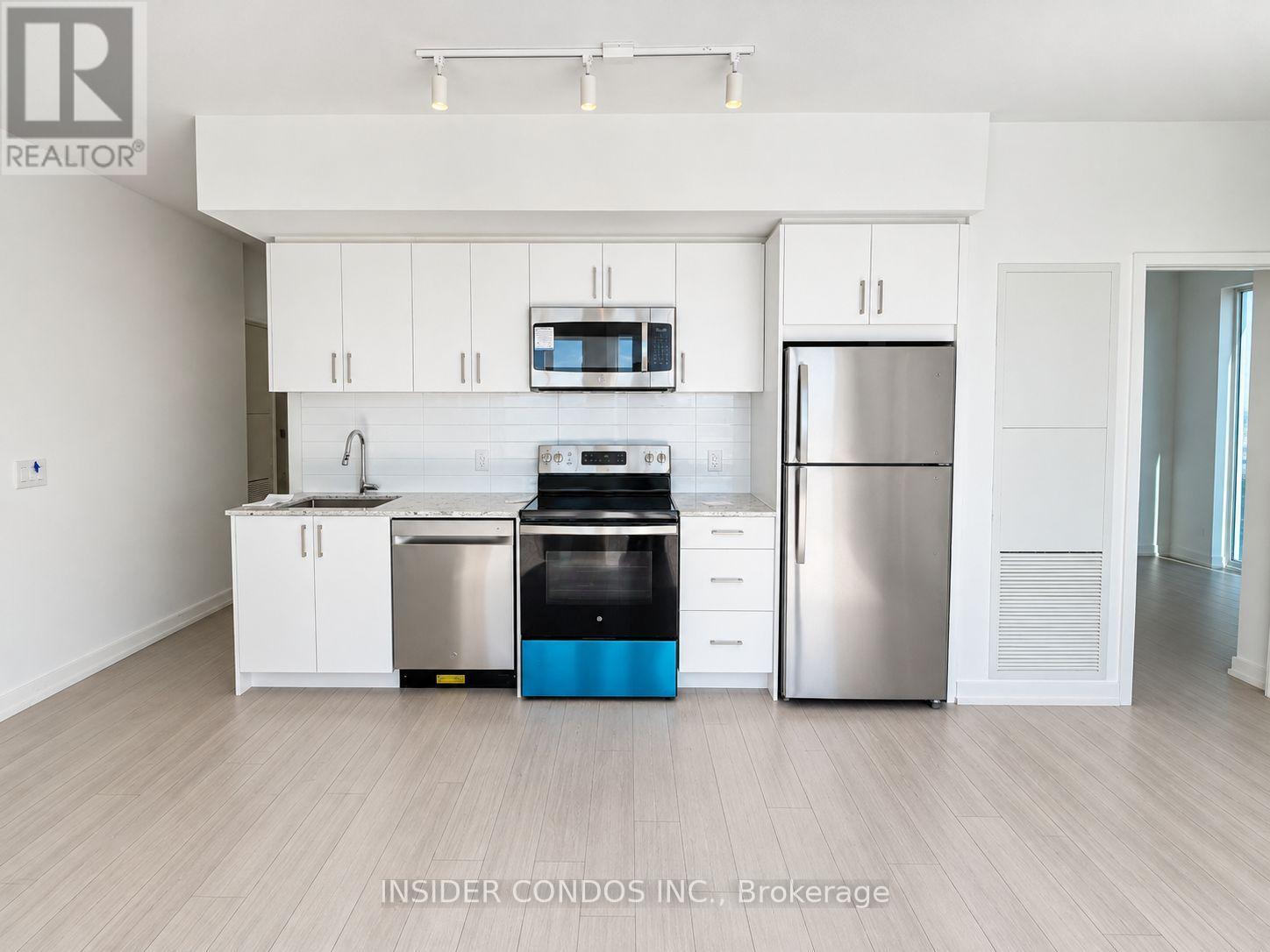 1808 - 4010 Eglinton Avenue W, Toronto, Ontario  M9A 4M2 - Photo 5 - W14088502