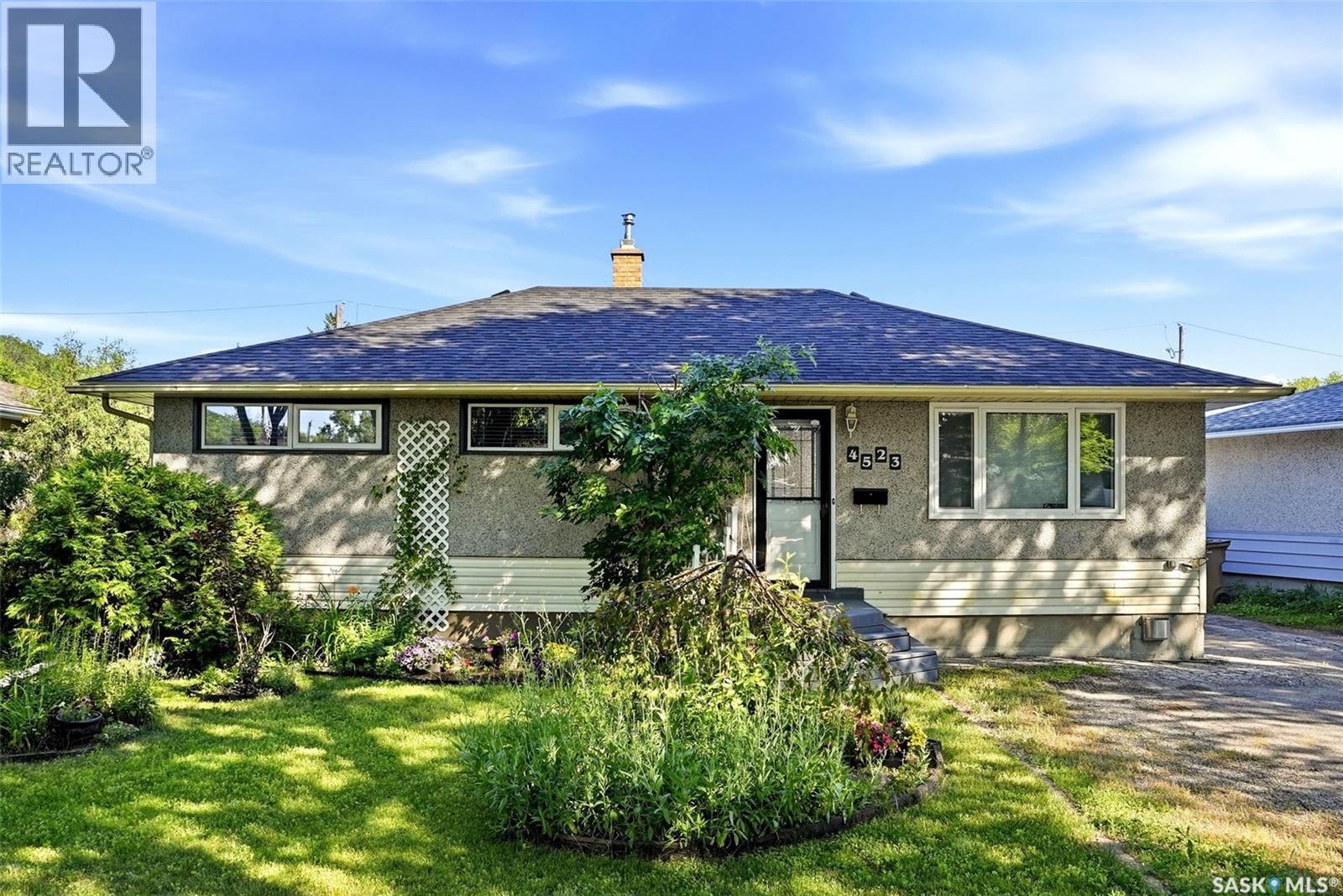 4523 England Road, Regina, Saskatchewan  S4R 4P6 - Photo 1 - SK051625