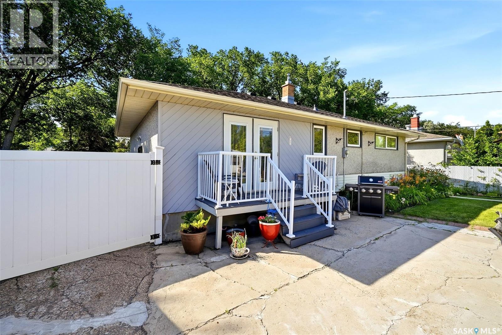 4523 England Road, Regina, Saskatchewan  S4R 4P6 - Photo 47 - SK051625