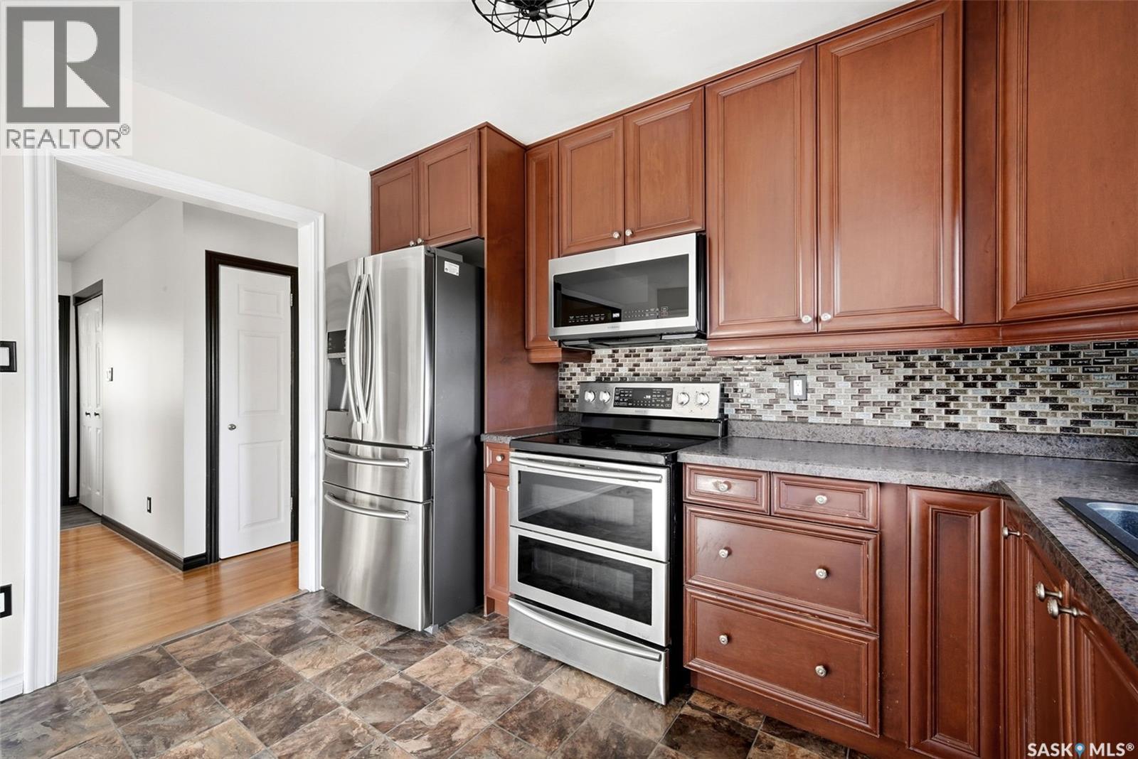 4523 England Road, Regina, Saskatchewan  S4R 4P6 - Photo 8 - SK051625