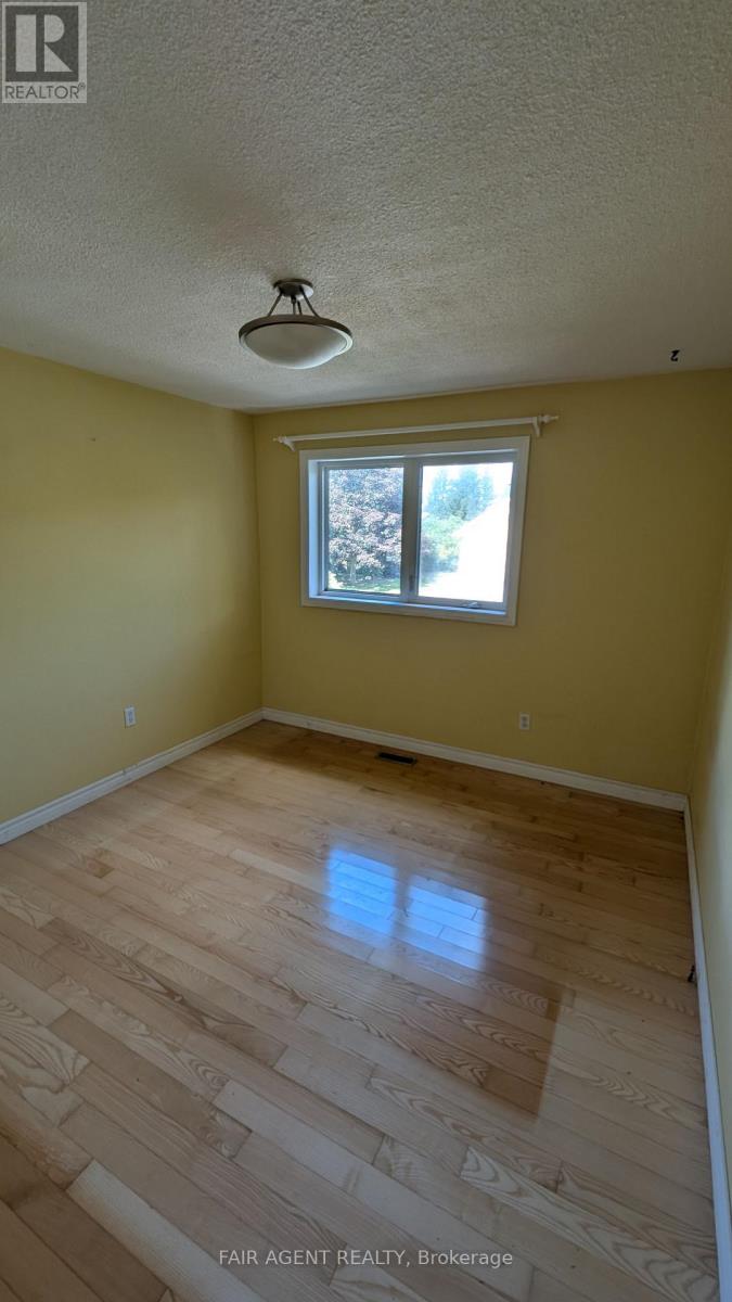 33 Maynard Drive, King (Schomberg), Ontario  L0G 1T0 - Photo 17 - N14102978