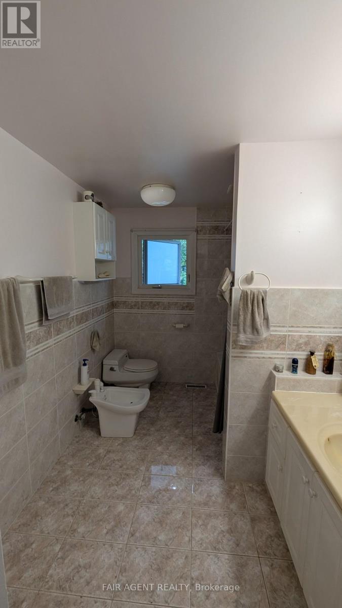 33 Maynard Drive, King (Schomberg), Ontario  L0G 1T0 - Photo 22 - N14102978