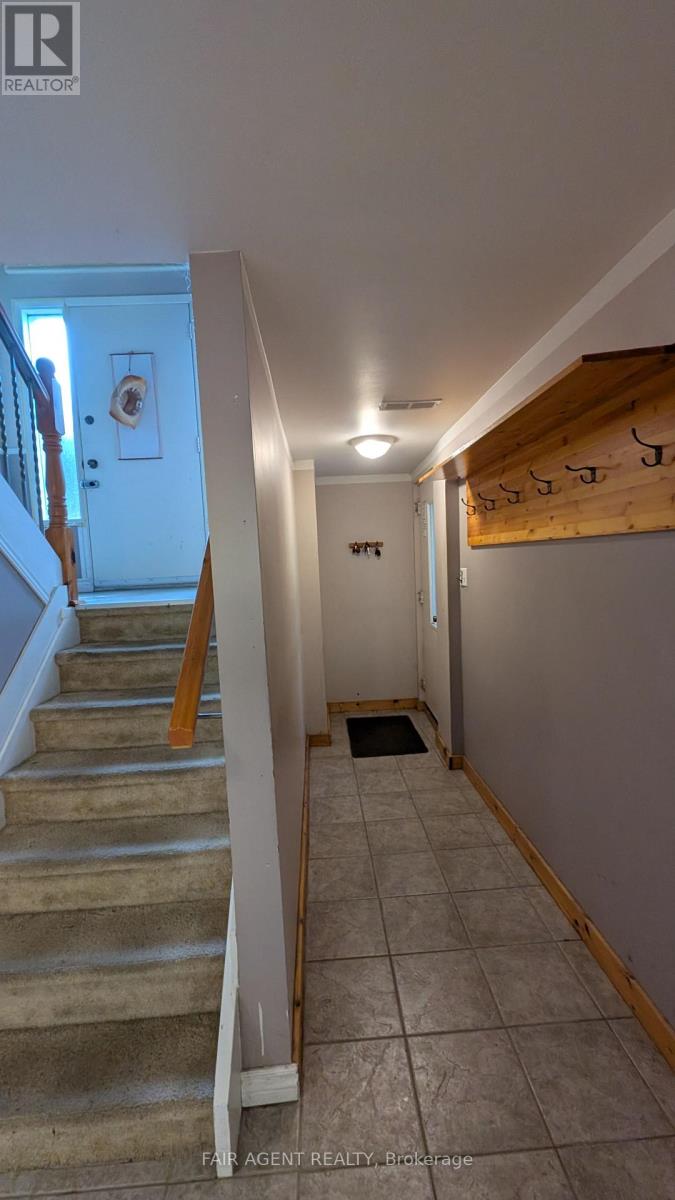 33 Maynard Drive, King (Schomberg), Ontario  L0G 1T0 - Photo 24 - N14102978