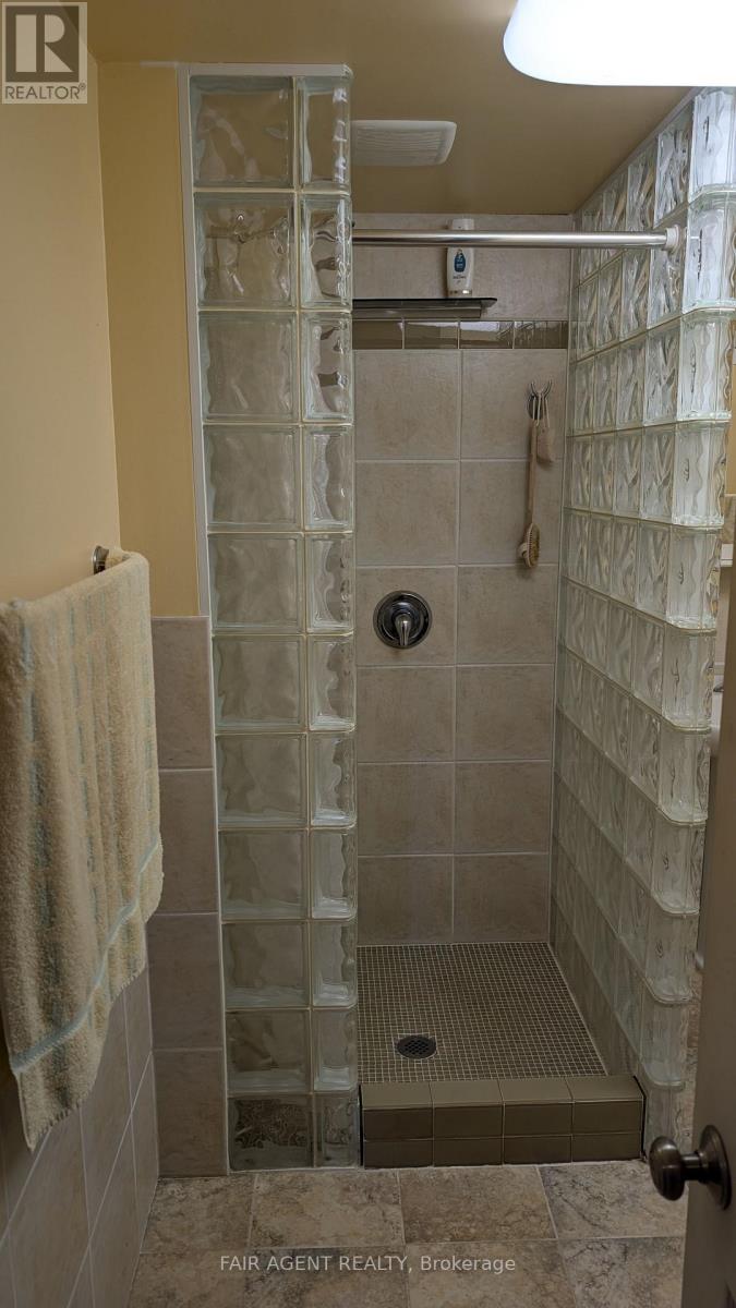 33 Maynard Drive, King (Schomberg), Ontario  L0G 1T0 - Photo 34 - N14102978