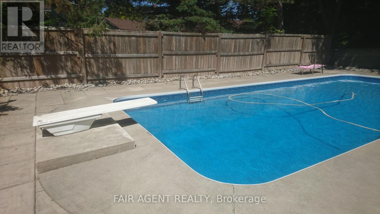 33 Maynard Drive, King (Schomberg), Ontario  L0G 1T0 - Photo 39 - N14102978