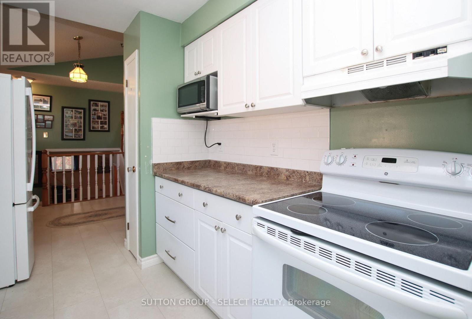 28 Corinth Court, London East, Ontario  N5Y 5A8 - Photo 7 - X14102946