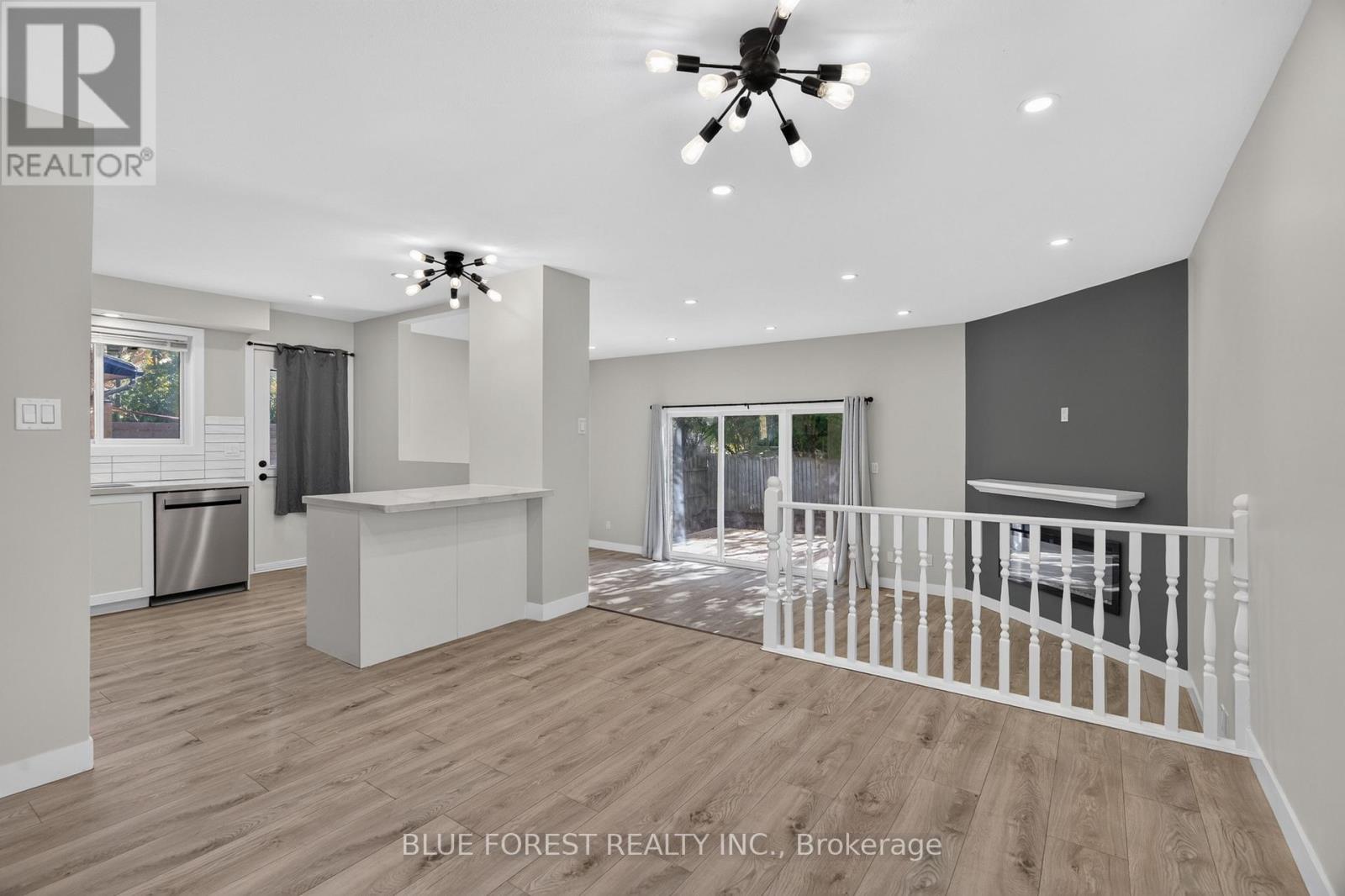 1048 Mahogany Road, London North (North P), Ontario  N6H 2W5 - Photo 8 - X14102976