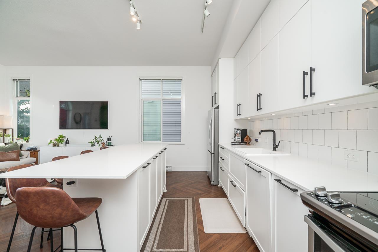 64 17555 57a Avenue, Surrey, British Columbia  V3S 7V2 - Photo 5 - R3177255