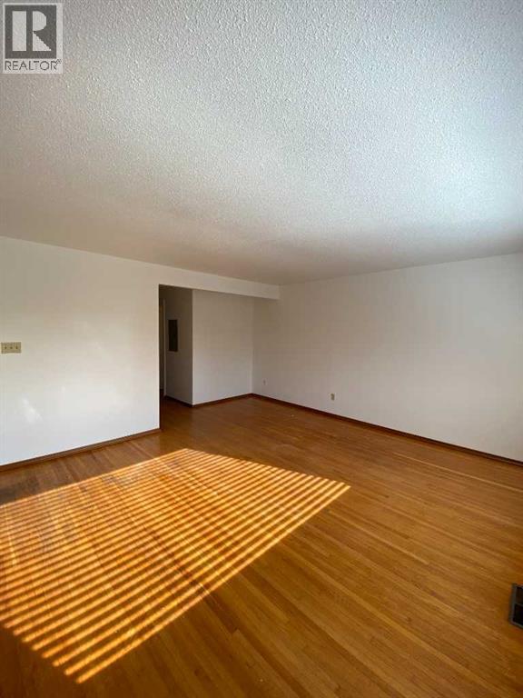 2826 43 Street SW, Calgary, Alberta  T3E 3N7 - Photo 4 - A2352068