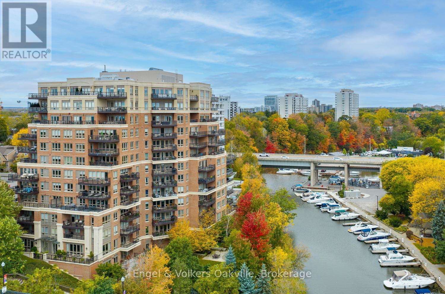 305 - 111 FORSYTHE STREET, Oakville, Ontario