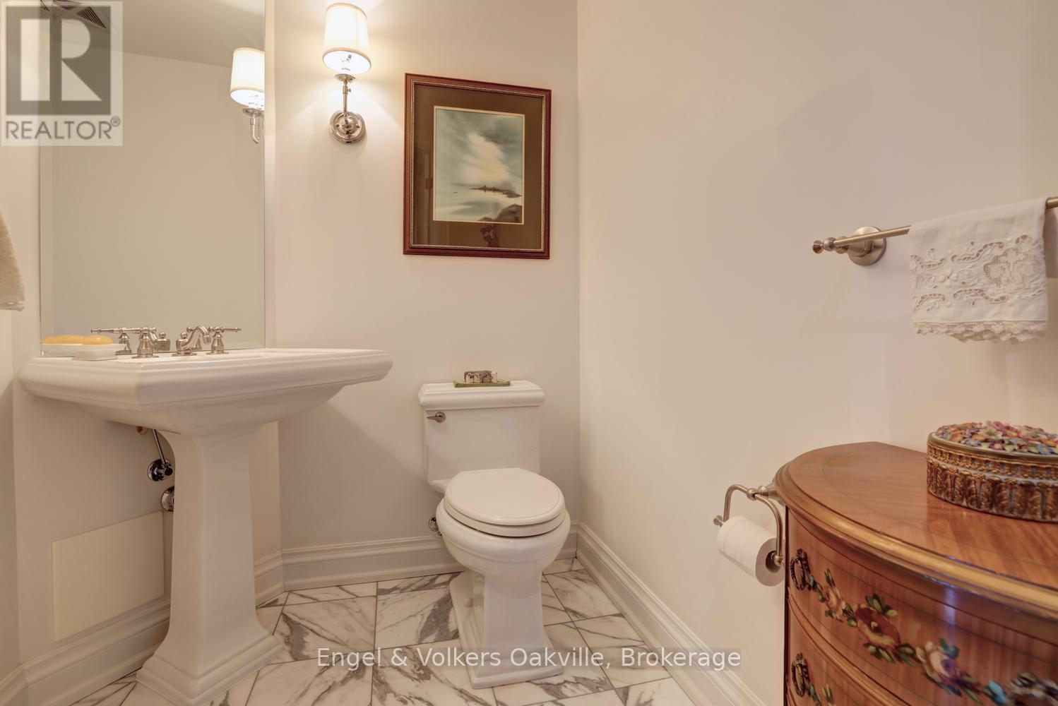 305 - 111 Forsythe Street, Oakville, Ontario  L6K 3J9 - Photo 18 - W14102924