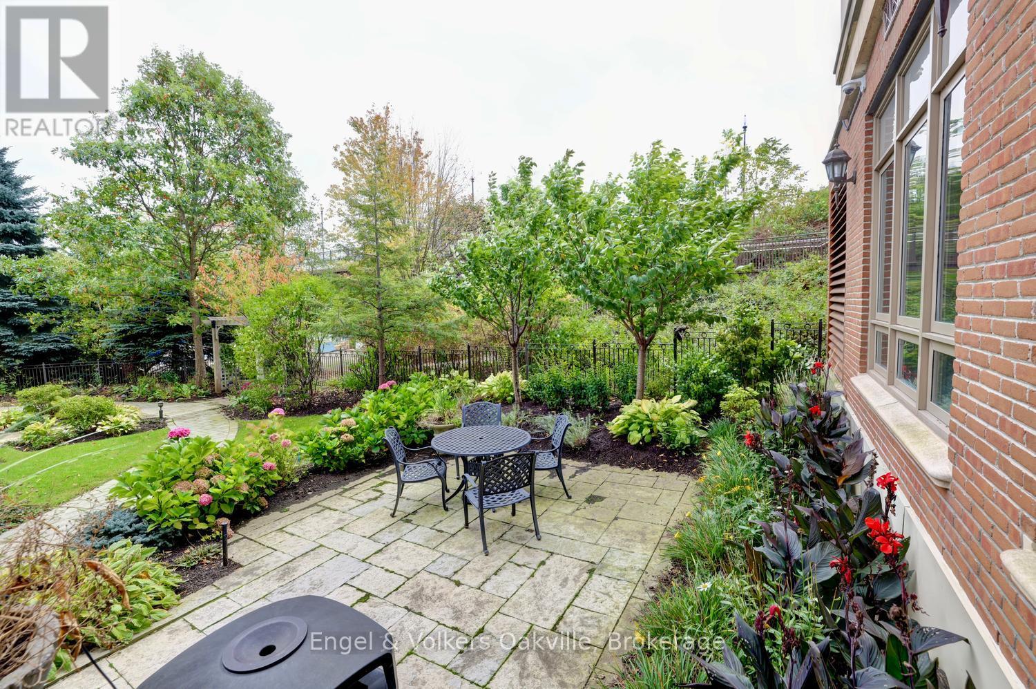 305 - 111 Forsythe Street, Oakville, Ontario  L6K 3J9 - Photo 44 - W14102924